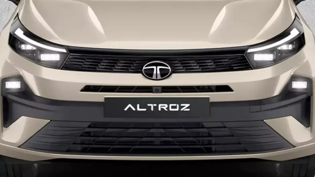 Tata Altroz facelift 2025 Front view